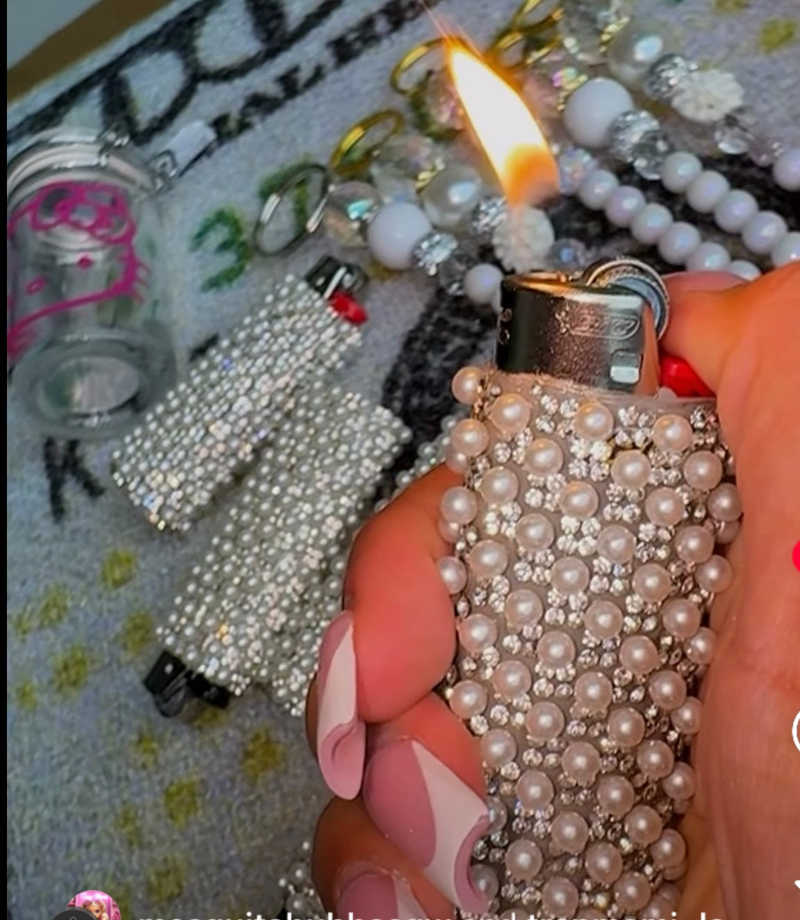 Pearl lighter