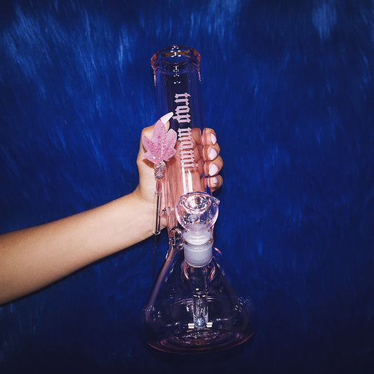 Pink Trap Mami Bong
