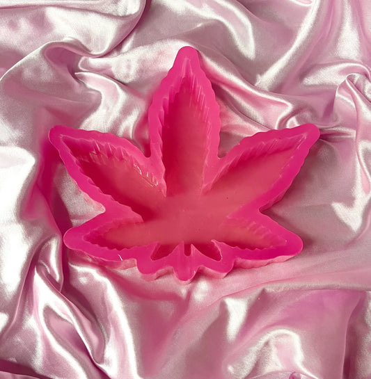 Hot pink leaf ashtray