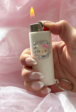 Load image into Gallery viewer, White Kitty lighter sleeve
